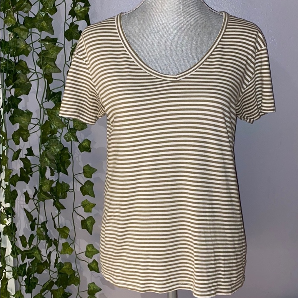 Woman's AEO Striped V-Neck Top S - Picture 2 of 7